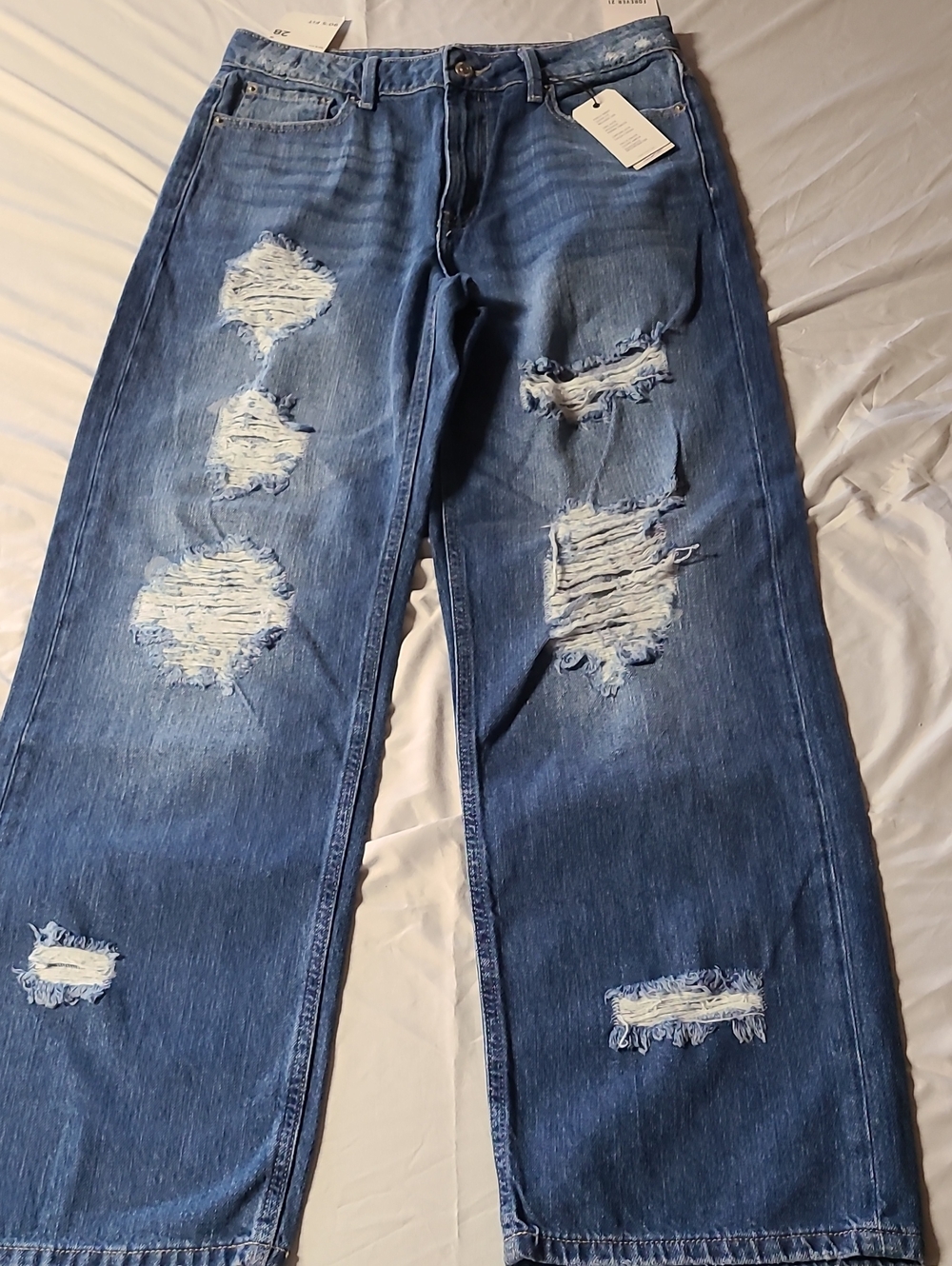 Forever 21 Distressed Straight Leg Jeans in Blue Wash